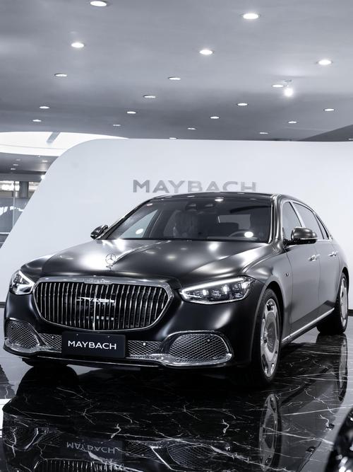 东莞东坑镇跃富贝企业管理咨询岚图汽车的售后服务让用户无忧出行，迈巴赫未来的豪华车趋势